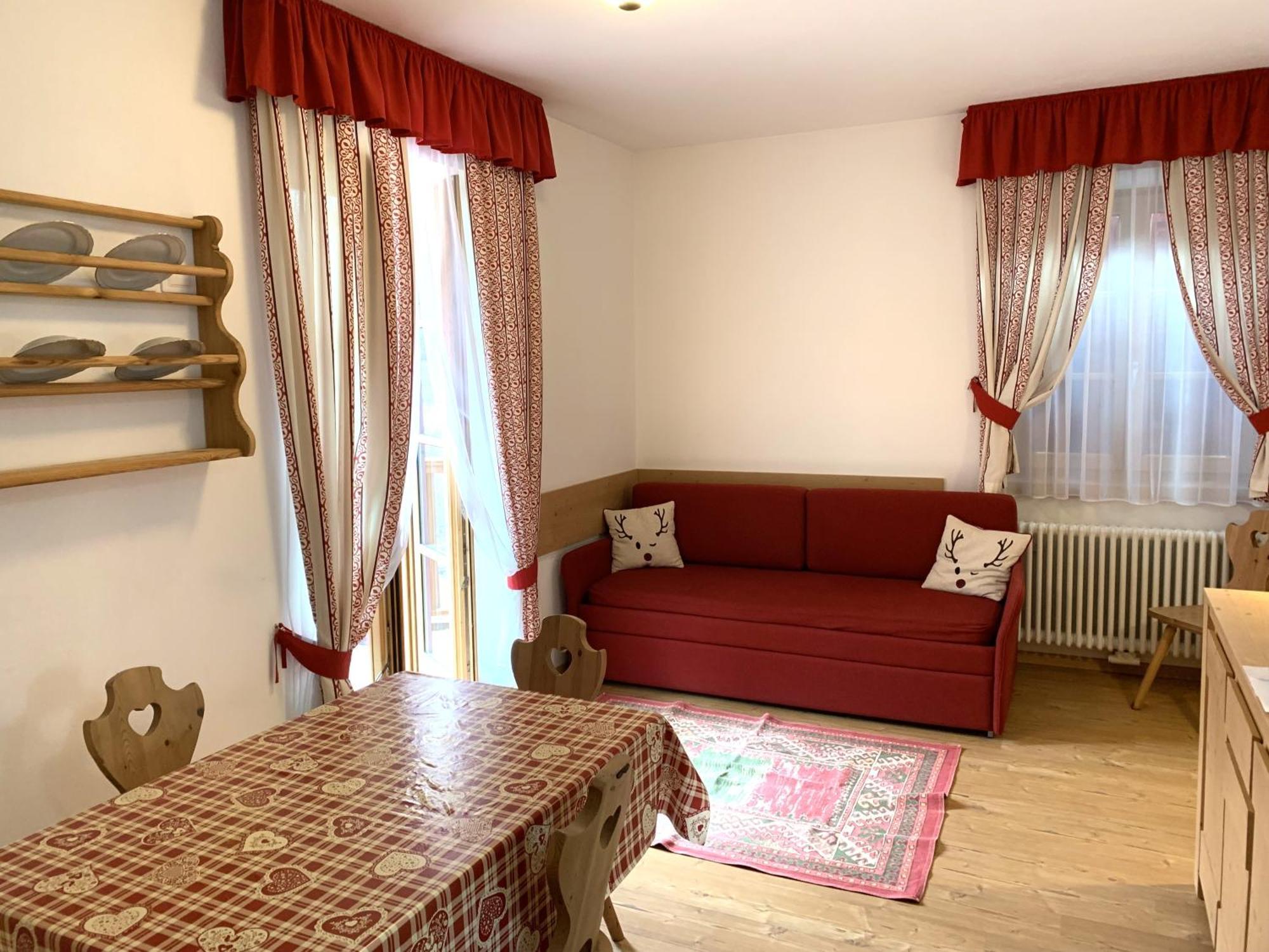 Appartamenti Sissi Commezzadura Exterior foto